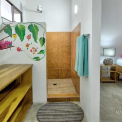 Puerto Viejo Club - Shower